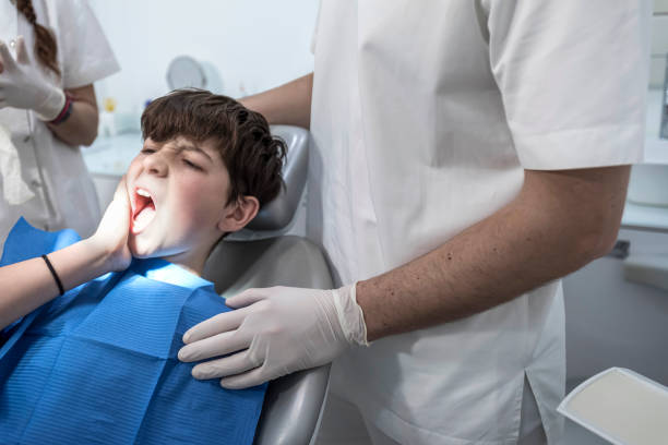 Best Broken or Cracked Tooth Emergency Dentist in Mechanicville, NY